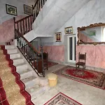 Palazzo Laura Bed & Breakfast