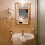 Palazzo Laura Bed & Breakfast 4*
