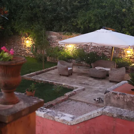 Palazzo Laura מורצ'יאנו די לאוקה