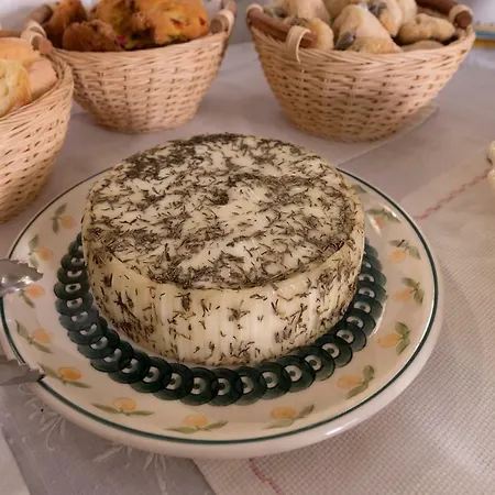 Bed & Breakfast Palazzo Laura 5*