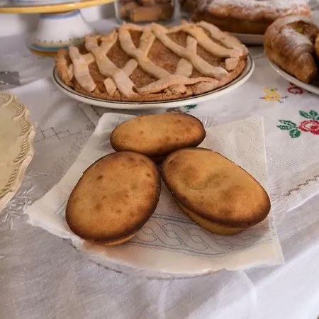 Palazzo Laura לינה וארוחת בוקר